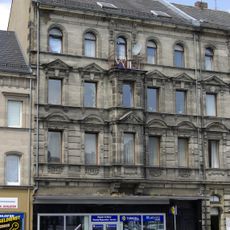 Wohn- und Geschäftshaus