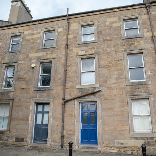 6 And 8, Bailiffgate