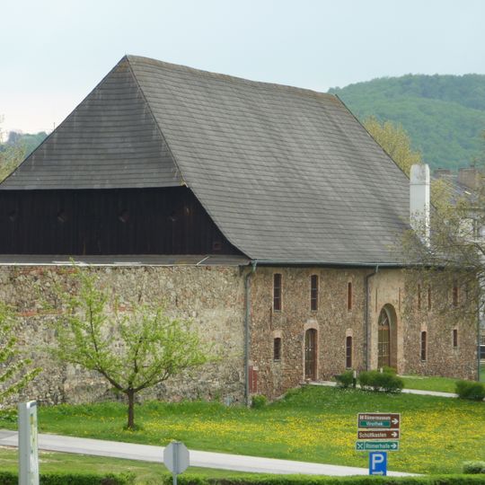 Veranstaltungshalle, ehem. Wirtschaftsgebäude des Schlosses