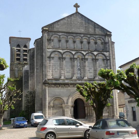 Église Saint-Pierre de Jarnac