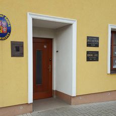 Pamětní deska Josefa Nešvery v Praskolesích