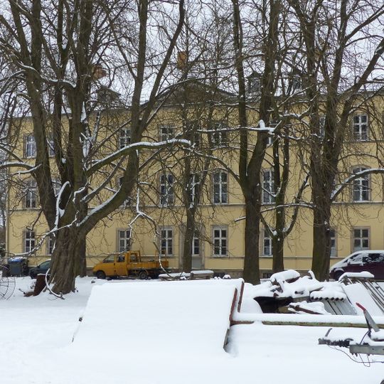 Vorwerk Pegenau; Rittergut Scharfenberg Altes Rittergut 2; 4; 8