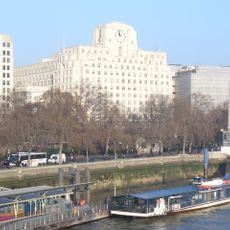 Embankment Pier