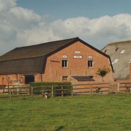 Dubbele dwarsschuur Hertoghoeve