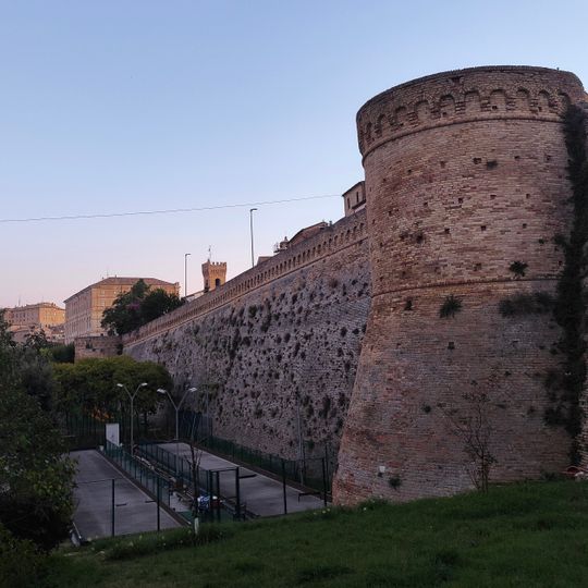 Mura e bastioni sforzeschi
