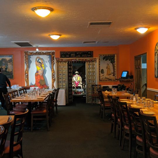 Tandoor Palace