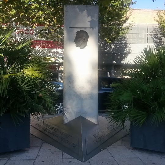 Monument al Mestre Francesc Batallé