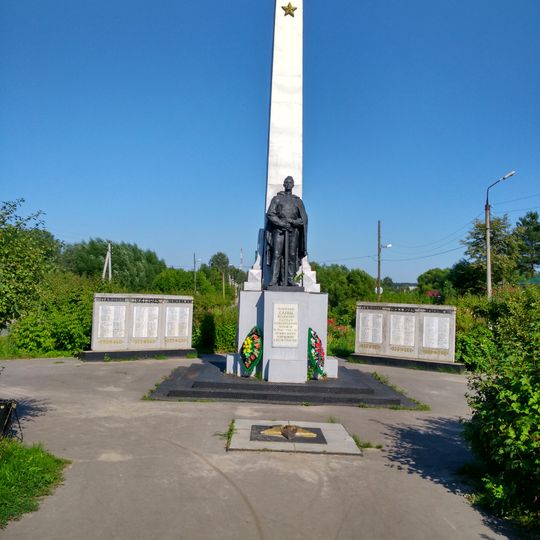 Мемориал в память воинов Палехского района - участников Великой Отечественной войны 1941-1945 гг.