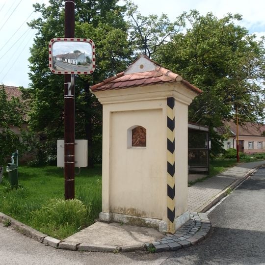 Výklenková kaplička - poklona svatého Floriána