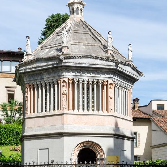 Baptistry, Bergamo