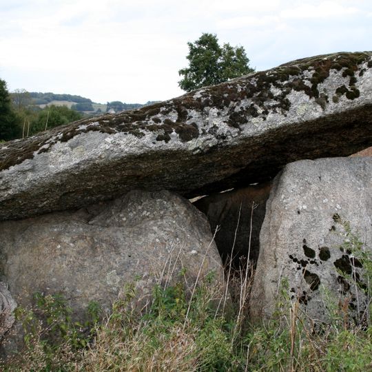Dolmen du Montheil