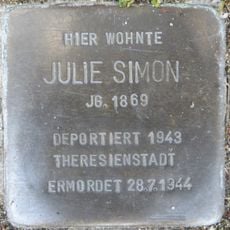Stolperstein en memoria de Julie Simon