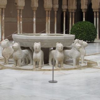 Fountain de los Leones (Alhambra)