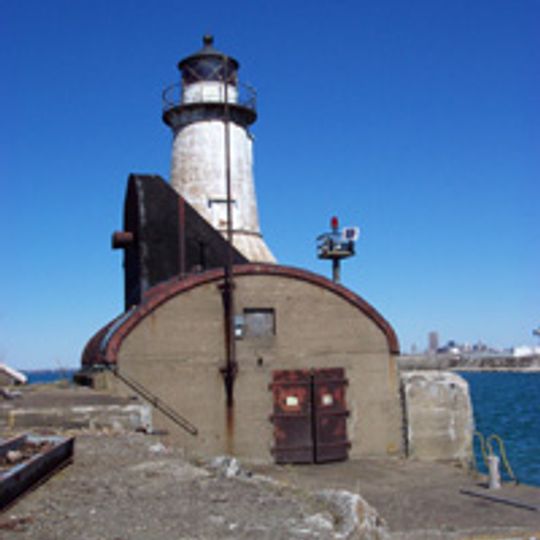 Buffalo Harbor South Entrance Light