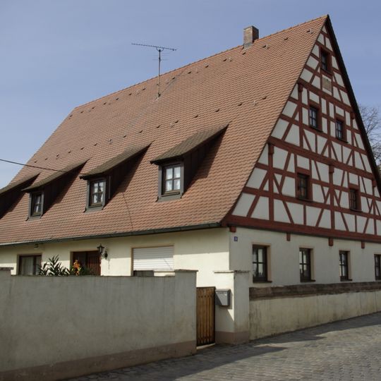 Bucher Hauptstraße 89