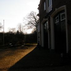 Zeeduin: voormalige koetshuis