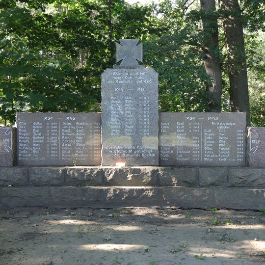 Kriegerdenkmal Hörsten