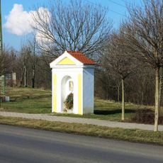 Kaplička v Husově ulici z Černčic do Loun