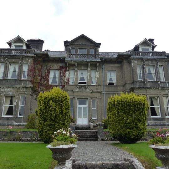 Clonalis House