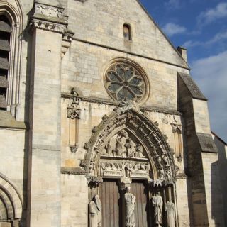 Basilique Notre-Dame-de-Bonne-Garde de Longpont-sur-Orge