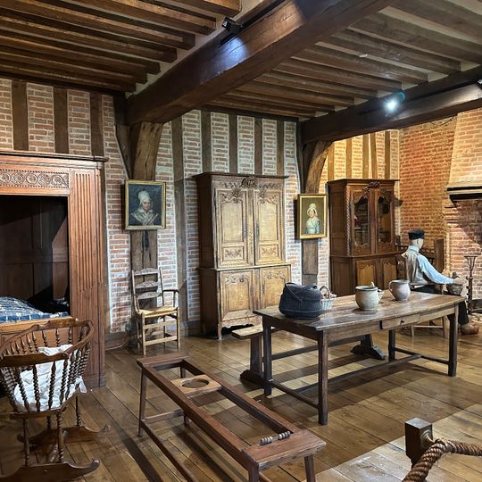 Musée des Traditions et Arts Normands