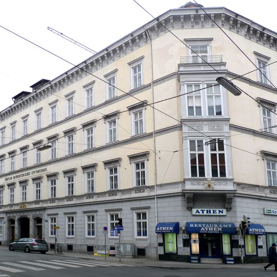 Fürst Dietrichstein'sches Stiftungshaus