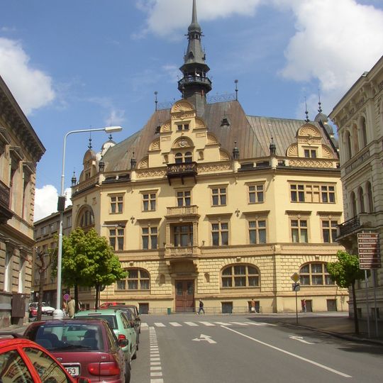 Bezirkshaus Slaný