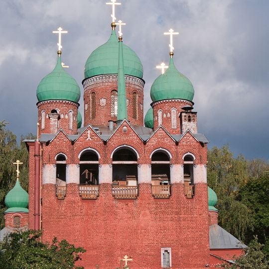 Assumption Church in Bugrovskoye Cemetery