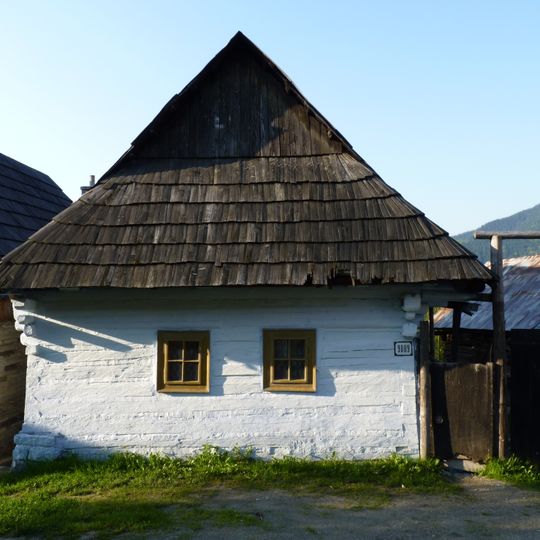 Roľnícka usadlosť, dom ľudový