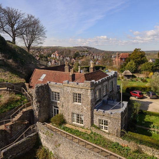 Castle Lodge And Stable Wing