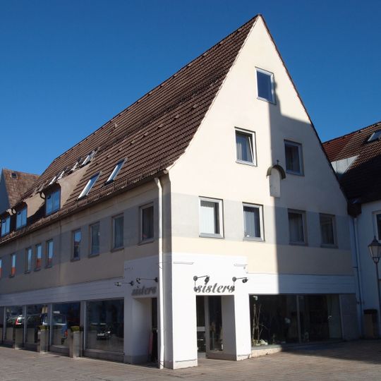 Wohn- und Geschäftshaus''„zum Platz-Seiler“''