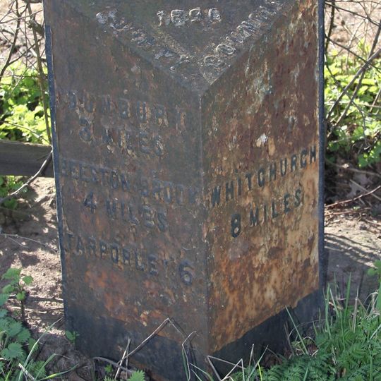 Milepost, N of Croxton Green