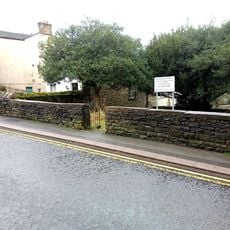 Walls To Burial Ground In Front Of Quaker Meeting House