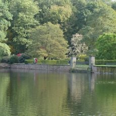 2 piers and lakeside wall (including the entire length which has a moulded coping)