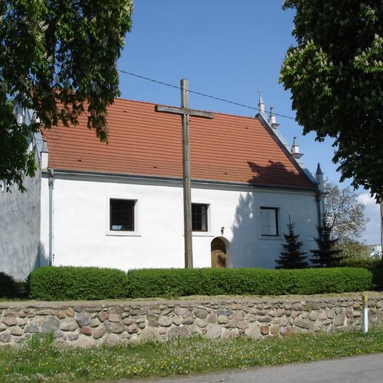 Ruina kościoła w Morzycy