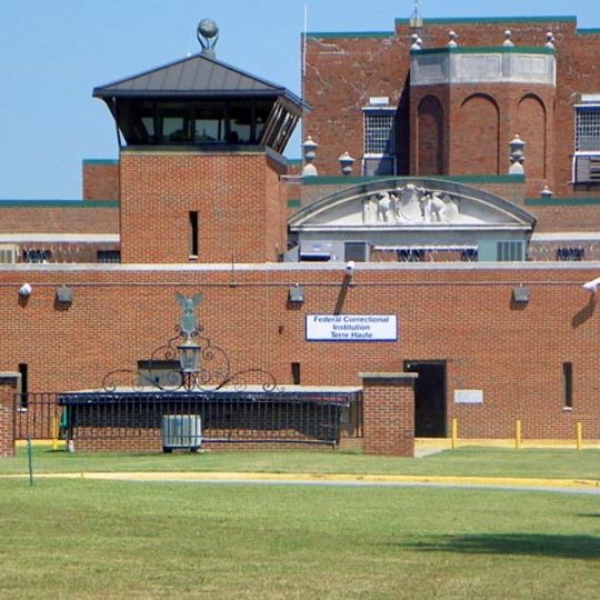 Federal Correctional Institution, Terre Haute