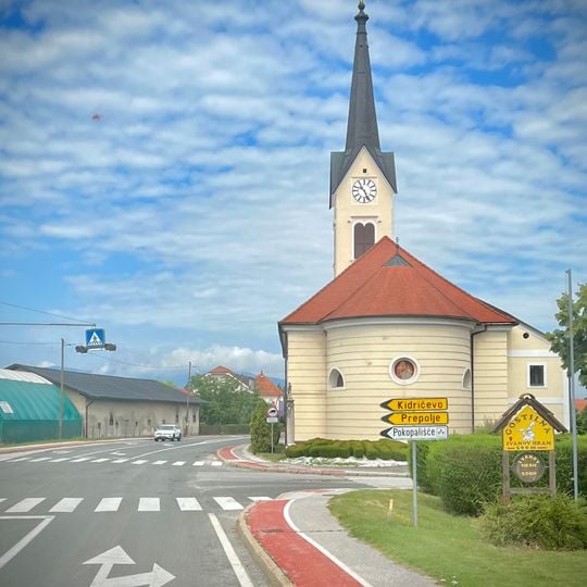 Cerkev sv. Janeza Krstnika, Starše