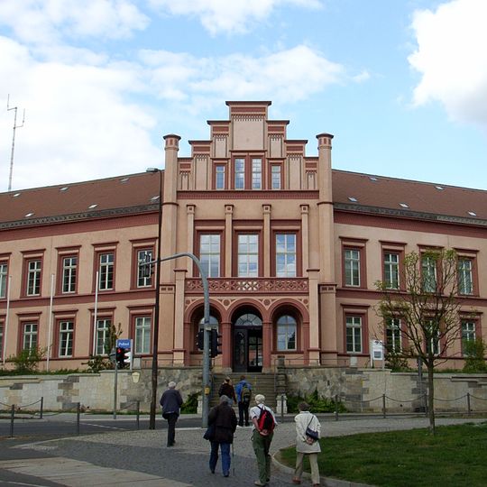 Waentighaus Büro- und Wohnhaus der Textilfabrikanten Heinrich Ferdinand Waentig Haberkornplatz 2