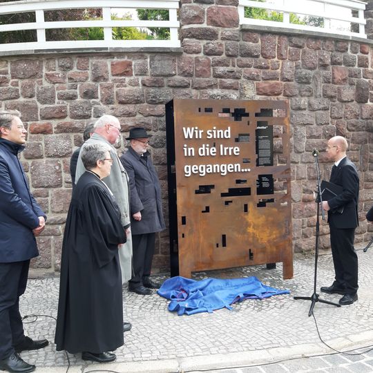Mahnmal zum „Entjudungsinstitut“