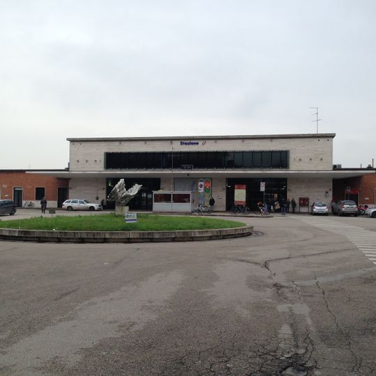 Piazza Cesare Battisti