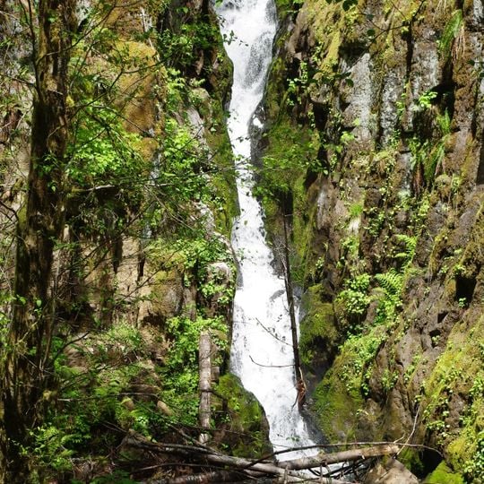 Ki-a-Kuts Falls