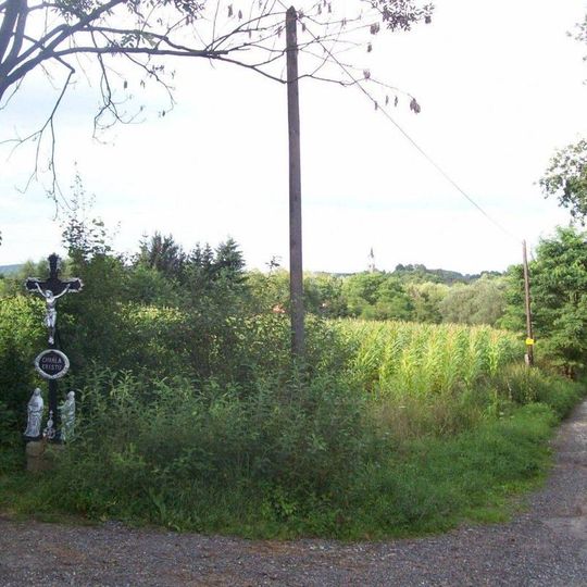 Kříž u rozcestí jižně od Obdenic