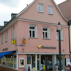 Wohn- und Geschäftshaus