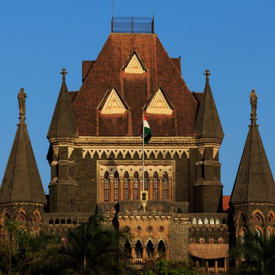 Victorian Gothic and Art Deco Ensembles of Mumbai