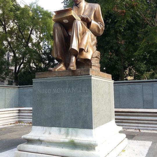 Monumento a Indro Montanelli
