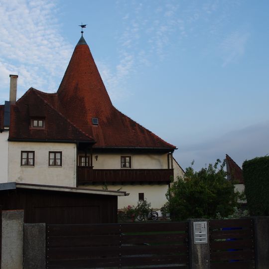 Ehemaliges Hofkaminkehrerhaus mit dem sogenannten „Röhrenkehrerturm“