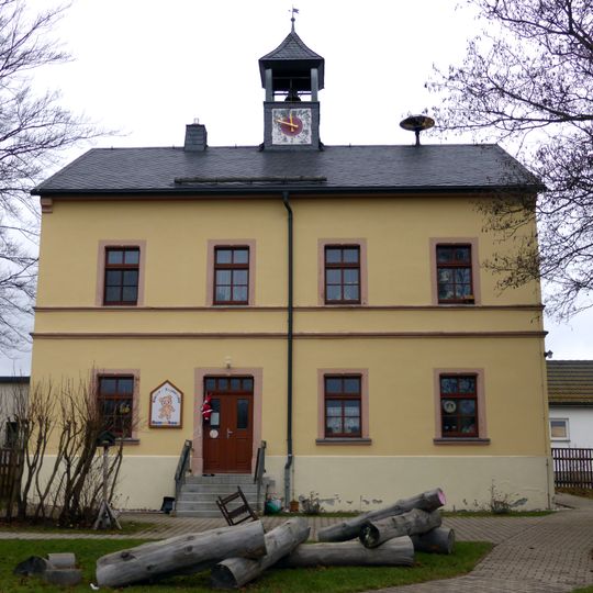 Schule Lautaer Gartenstraße 7