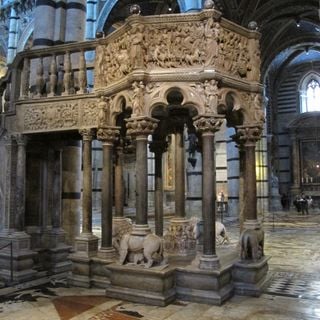 Kanzel in der Kathedrale, Siena