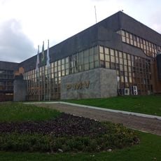 Bento Ferreira building