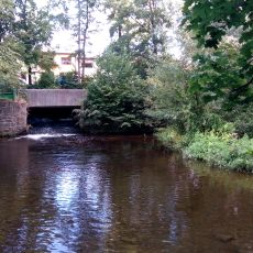 Mostek přes začátek odbočky Mlýnského náhonu v Horažďovicích